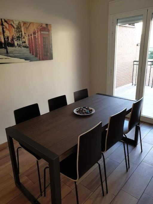 מדריד Chalet Ifema 5 Habitaciones 4 Banos, Parking Free מראה חיצוני תמונה
